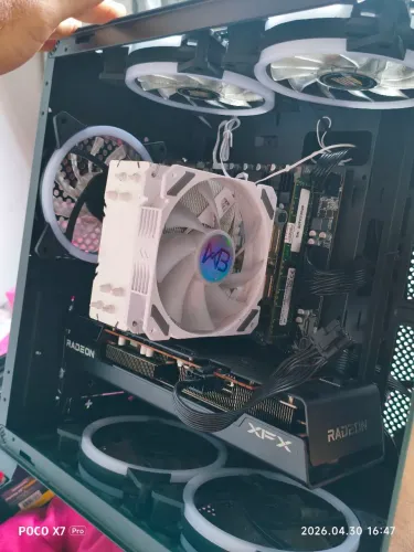 ? PC GAMER 4K | RX 7600 XFX TRIPLE FAN | FSR 4.1 | XEON 18C/36T | 32GB | NVMe 1TB