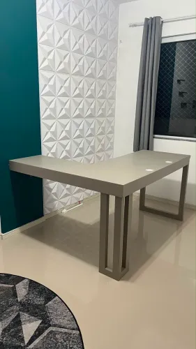 MESA DE ESCRITÓRIO EM L À VENDA