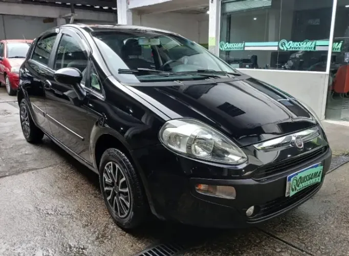 Fiat Punto Attractive 1.4 Fire Flex 8V 5P 2013