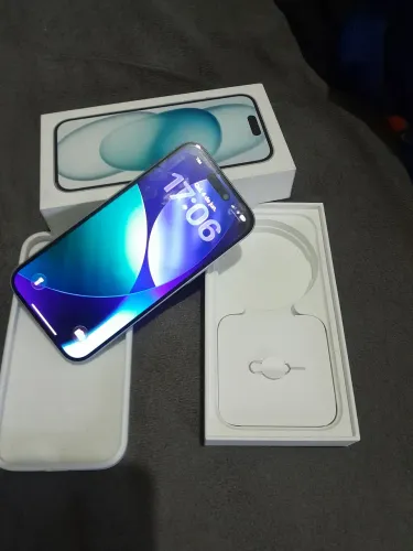 Iphone 15 estado de novo