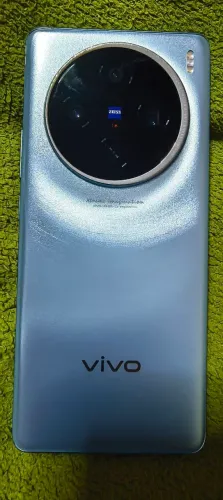 Vivo X100