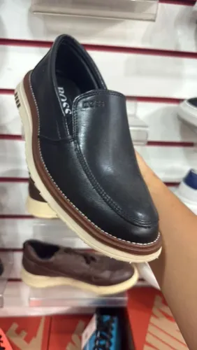 Sapato Preto de Couro