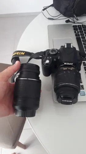 Câmera Fotográfica Nikon D3100 + Lente 55mm + Lente 200mm
