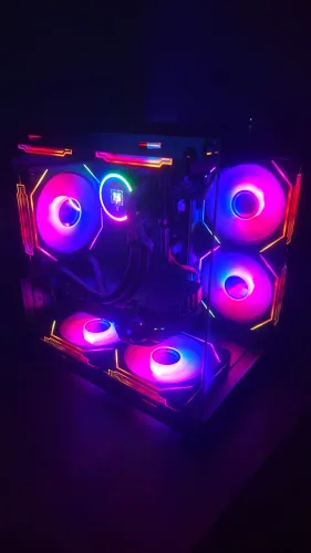 PC GAMER | I7 16 RAM RX 580 |