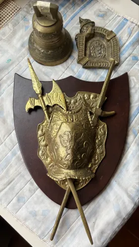 Objetos de Decoração Vintage em Metal