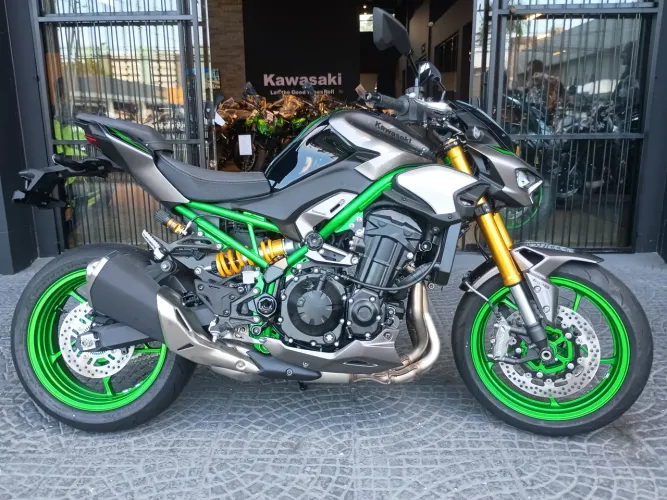 Z900 R EDITION ZERO KM*