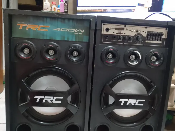 Caixa Acústica TRC 369 Bluetooth Amplificada 400w