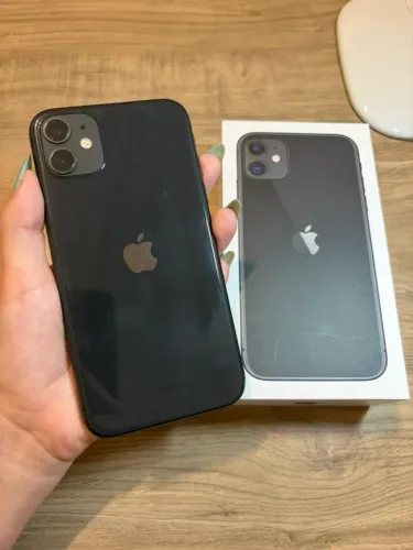 iPhone 11 - Preto - 64gb