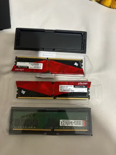 MEMÓRIA DDR4 8G(CADA)