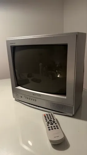 Televisão de Tubo CRT Panasonic 14 Polegadas
