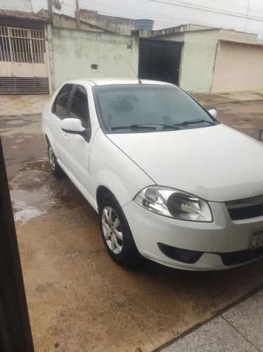 Fiat Siena EL 1.0 MPI Fire Flex 8V 4P 2015