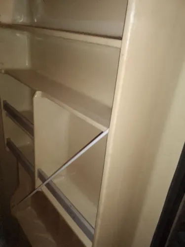 Vendo uma geladeira velha