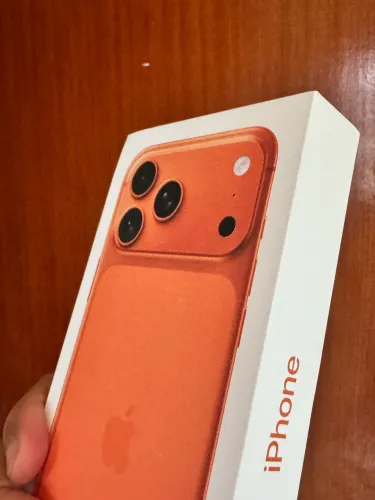 iPhone 17 Pro Max de 256gb, saúde em 96%