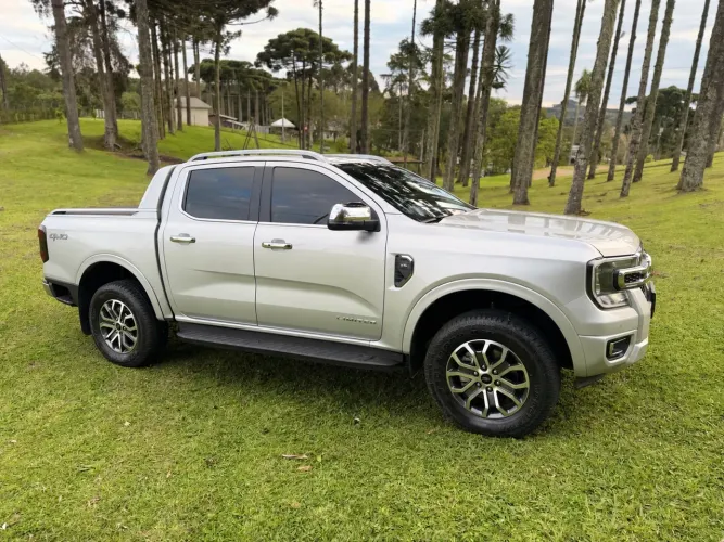 Ford Ranger Limited 3.0 V6 4X4 CD TB Die. AUT 2024