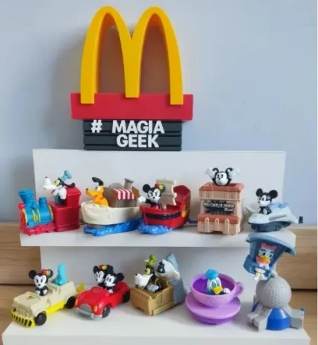 Coleção McDonald's, baseada na atração Mickey & Minnie's Runaway Railway" da Disney