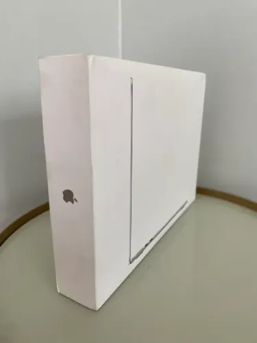 MacBook Air M5 - 2026 13.6 / 512 SSD 16gb de ram / nota fiscal / lacrado