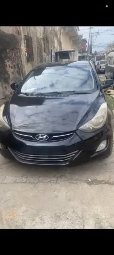 Hyundai Elantra GLS 1.8 16V Aut. 2013