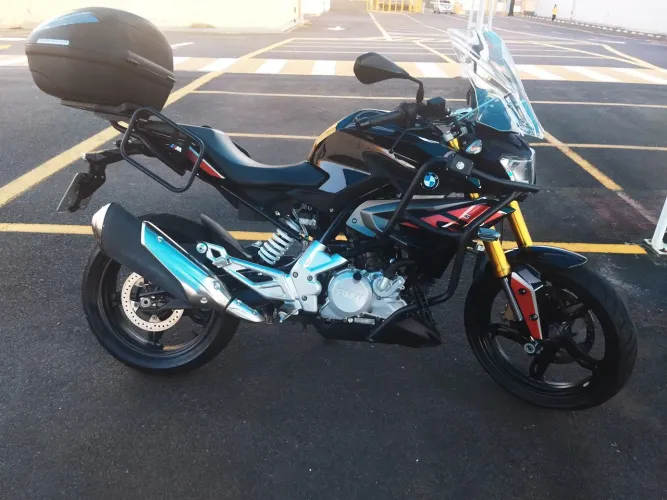 Moto BMW 310R 2021 impecável