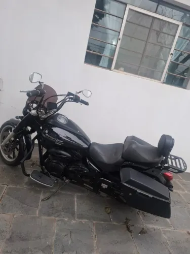 Midnight XVS 950cc toda equipada