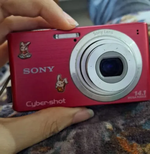Câmera Sony Cyber-shot <br>DSC-W610 Rosa Completa + Bateria + Carregador + Cartão de MemóriaC