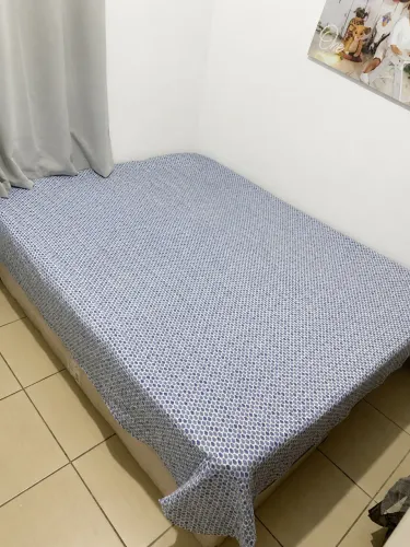 Cama casal queen 