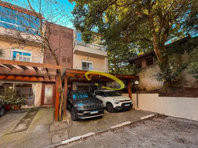 Casa com 3 dormitórios à venda, 85 m² por R$ 920.000,00 - Granja Viana - Cotia/SP