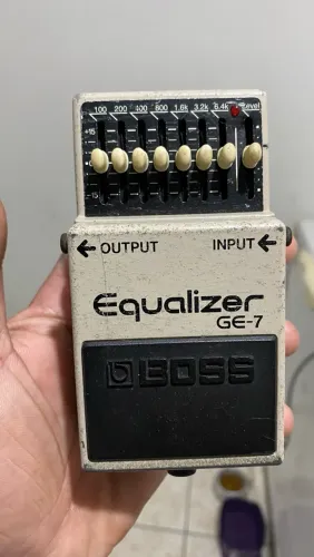 Pedal BOSS GE7