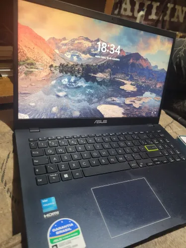 Notebook Asus