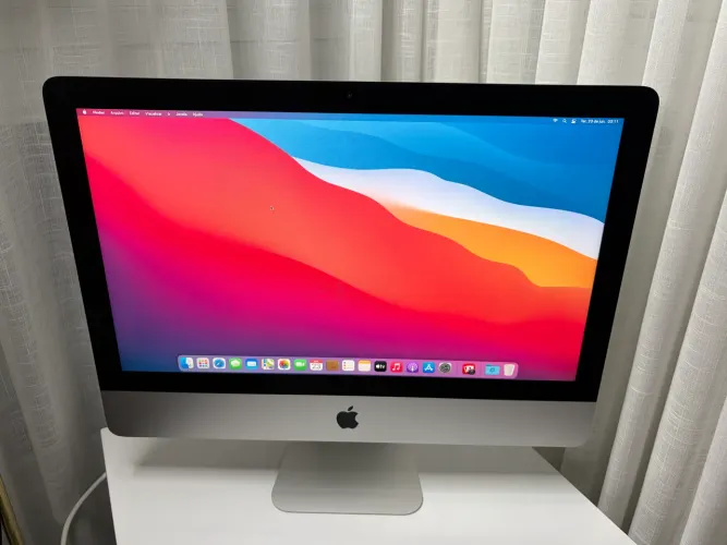 iMac 21.5 Polegadas 2017 - Seminovo