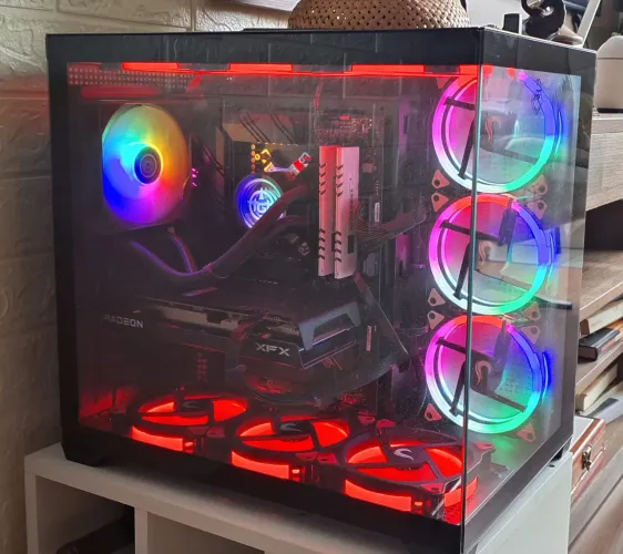 CPU Gamer Ryzen 5 5600 + RX 7600 8GB | 32GB | NVMe 1TB | Wi-Fi 2
