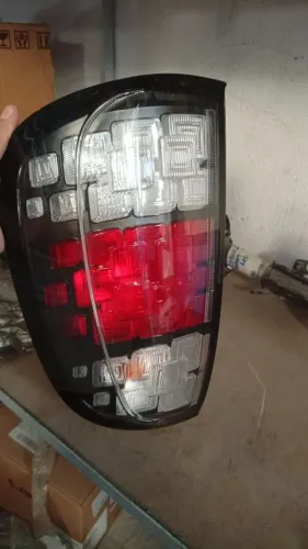 Lanterna Traseira Direita Fumê Fiat Uno