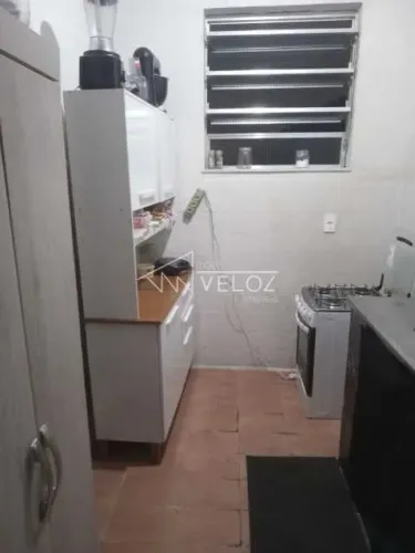 Apartamento : / Residencial / Santa Teresa