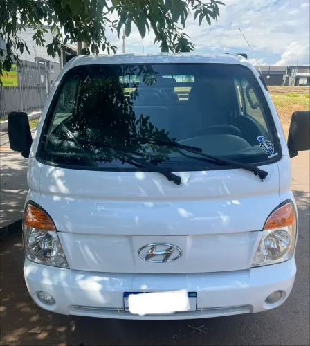 Hyundai HR 2012