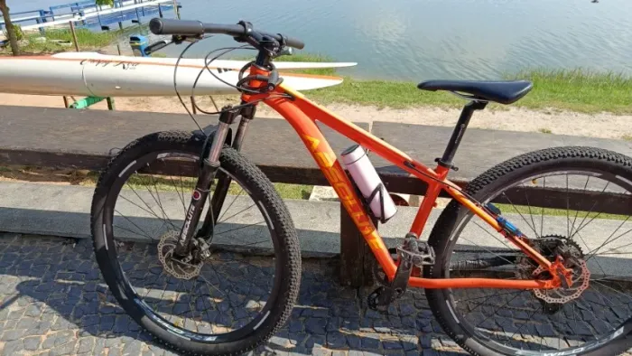 Mountain Bike Absolute Nero 4 - Aro 29
