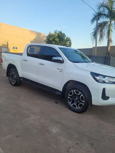 Toyota Hilux CD SRV 4X2 2.7 Flex 16V Aut. 2021