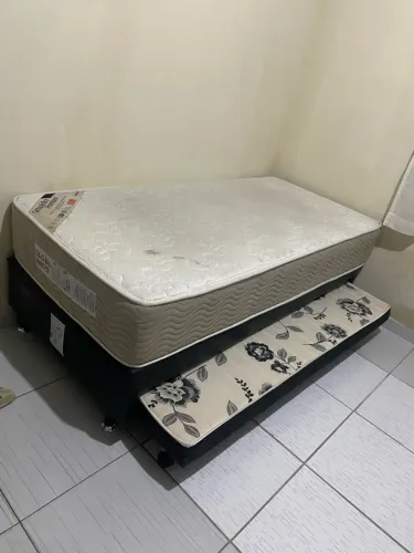 Cama ortopédica com base auxiliar