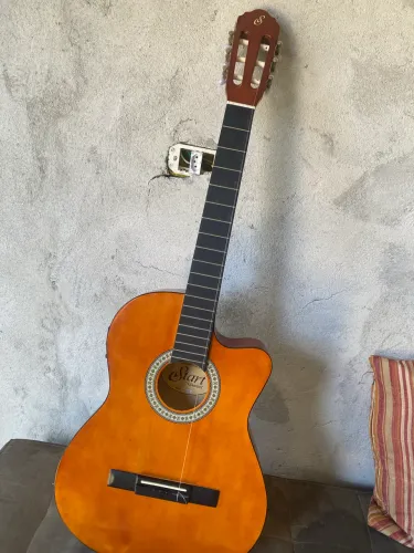 Violão gianine