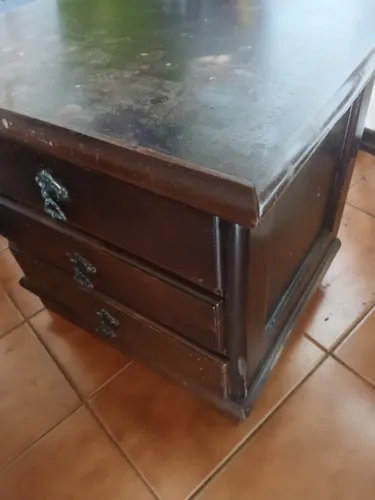 Criado Mudo de Imbuia