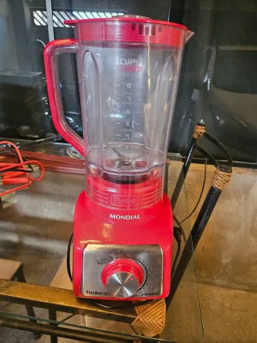 Liquidificador mondial de 1000w turbo  127v