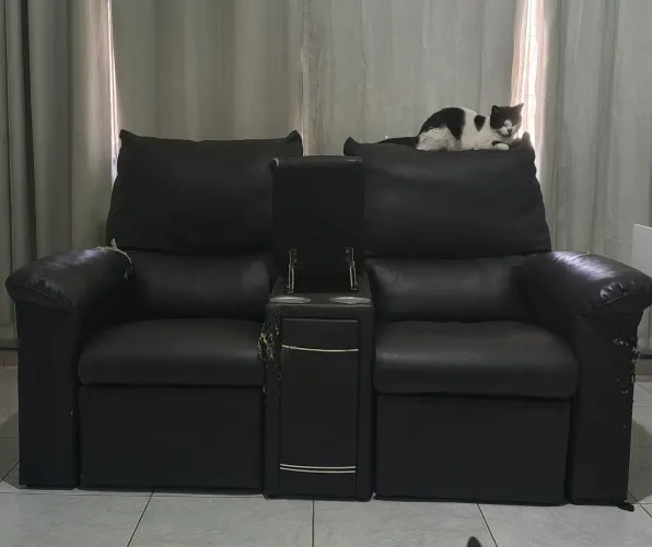 Poltrona dupla, reclinável 