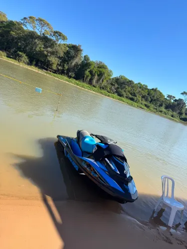 Jet ski Gtr 230 