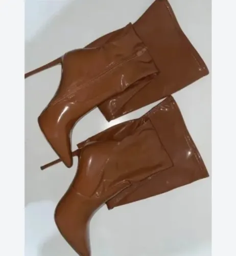 Bota Caramelo cano alto TAMANHO 34/35