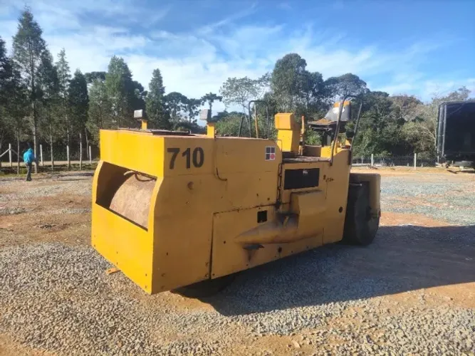 1970 Rolo Compressor / Compactador Tandem 8ton a 10ton - Diesel (motor Mercedes MB 1113 )