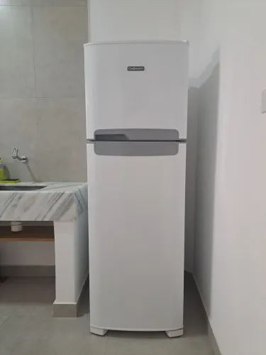 Geladeira duplex Continental frost free 370 L