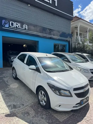 Chevrolet Onix JOY Hatch 1.0 8V Flex Mec. 4P 2018