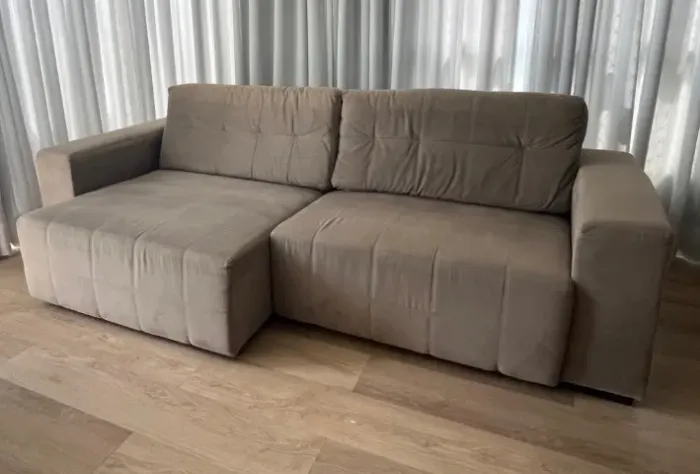 Sofá retrátil 