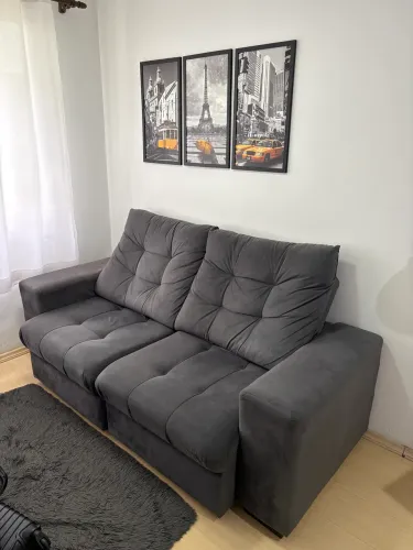 Sofá retrátil e reclinável