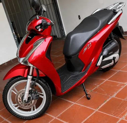 Honda SH150i Nova. Toda revisada. Excelente custo benefício.