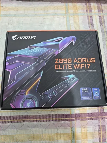 NOVA - Placa Mãe Gigabyte Z890 AORUS ELITE WIFI 7 ATX PCIe 5.0 LGA 1851