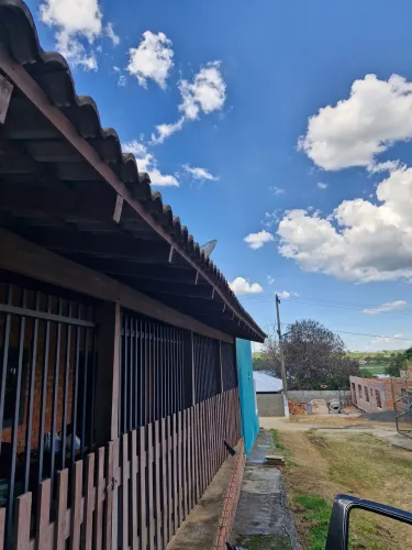 CASA EM CARLOPOLIS PRÓXIMA A REPRESA